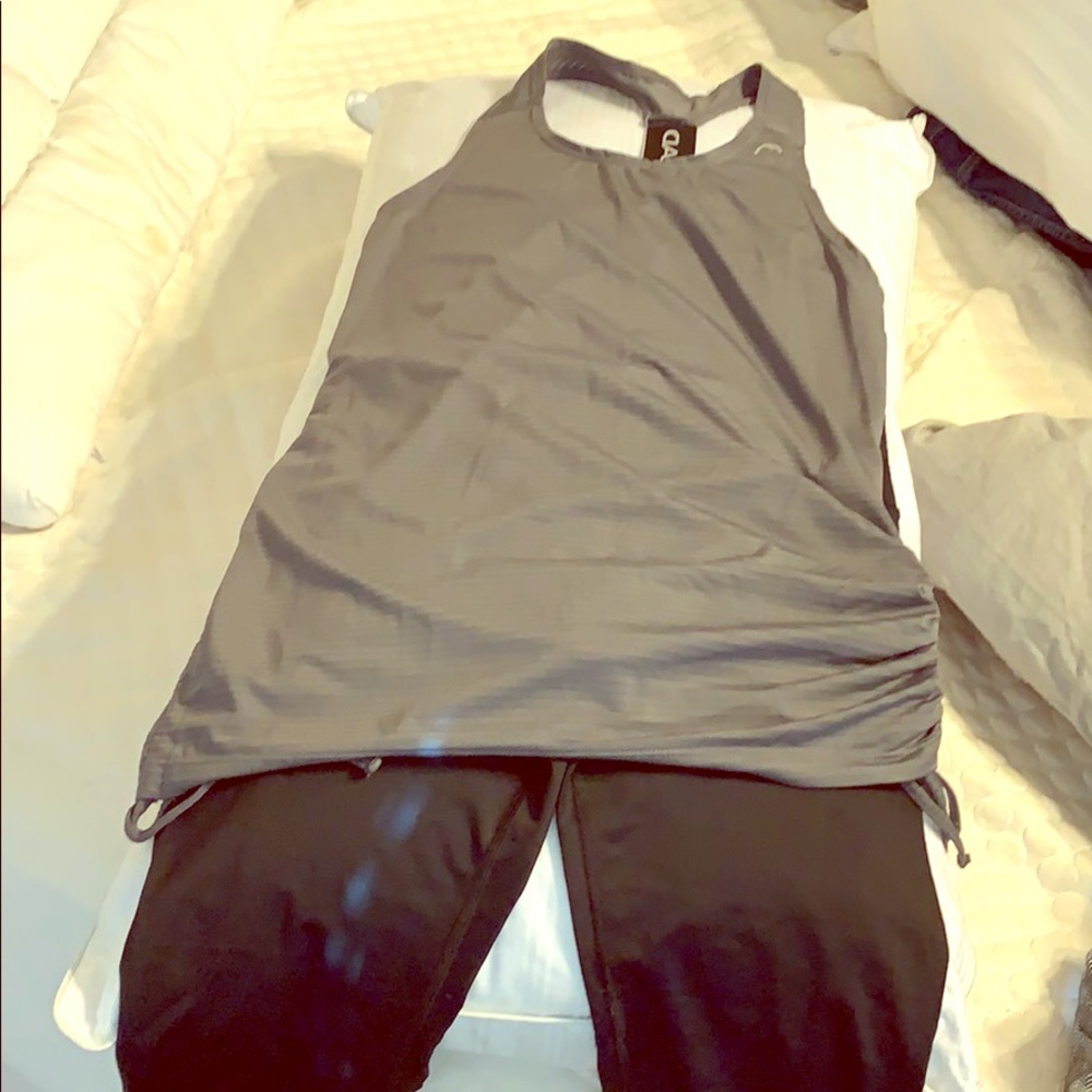 Workout clothing